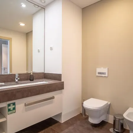 Madeira Apt. 80 * Funchal (Madeira)